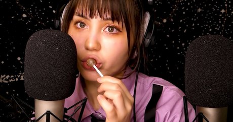 teen lesbian onlyfans hd pics