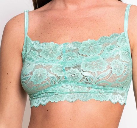 Anna Kourkoulin perfect model pics