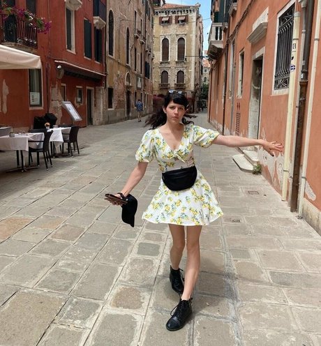 Emily Axford star exclusive galleries