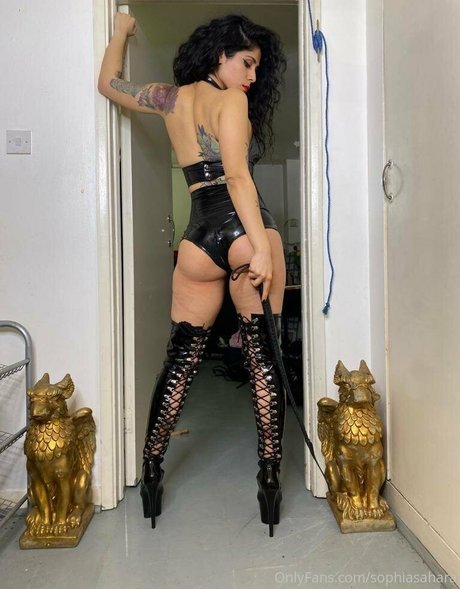 mistresssophiasahara free model archive