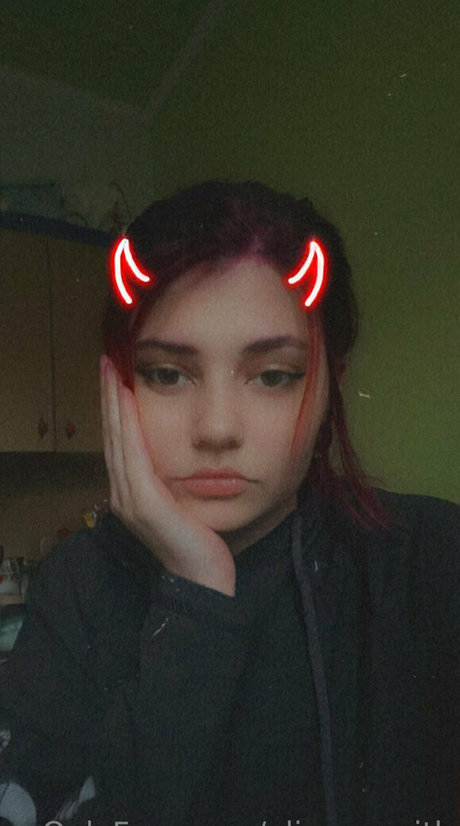 alise ssmith exclusive model picture