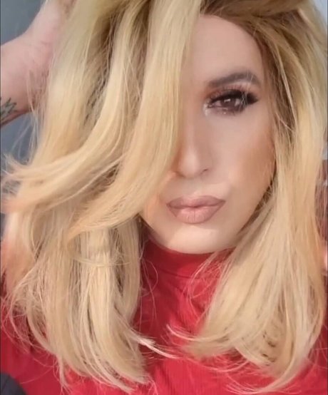 Brooke Spearz model adult pictures