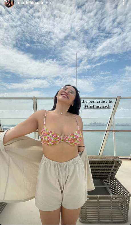 Mathilda Huang porn model photo