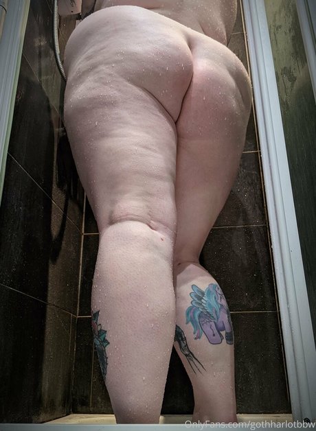 gothharlotbbw star porn image