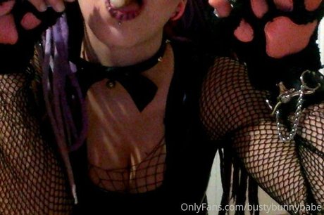 bustybunnybabe pretty pornstar picture