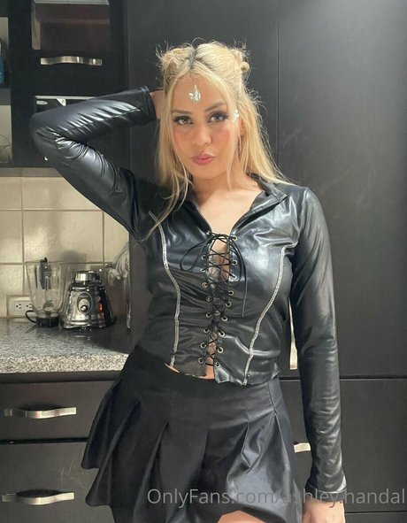 Ashleyrodriguezm star nude archive