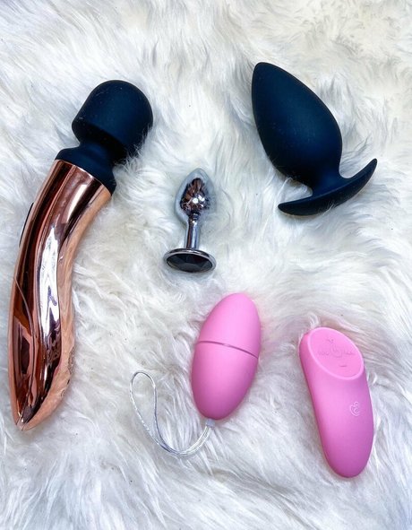 crystal007 Profile pic