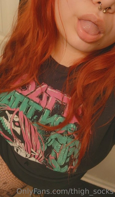 thigh socks star naked picture