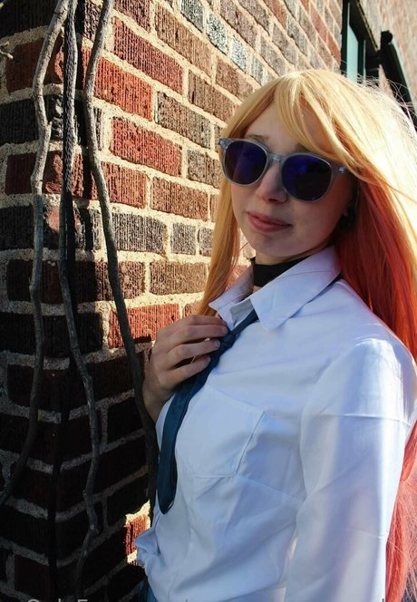 gooeychewycosplay naked model archive