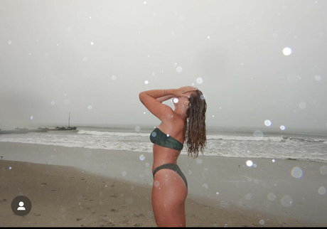 andrea posnerrr hd actress gallery