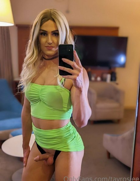 tayrosiee pornstar top pic