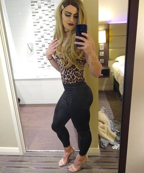 tayrosiee pornographic actress images