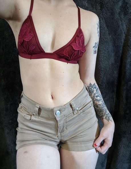 lilydarkofree model xxx galleries