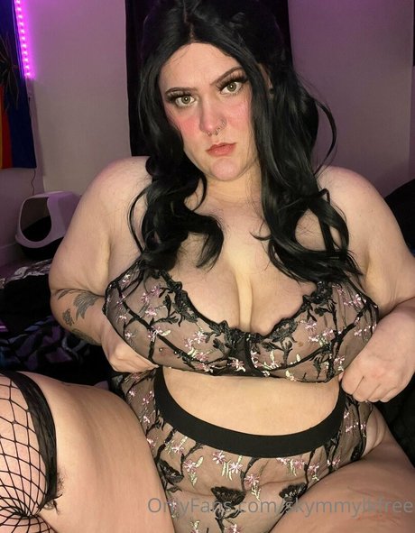 skymmylkfree pornstar adult img