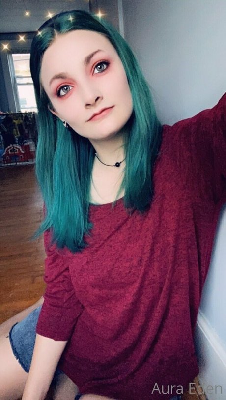 sunflowerseedling pornographic model images