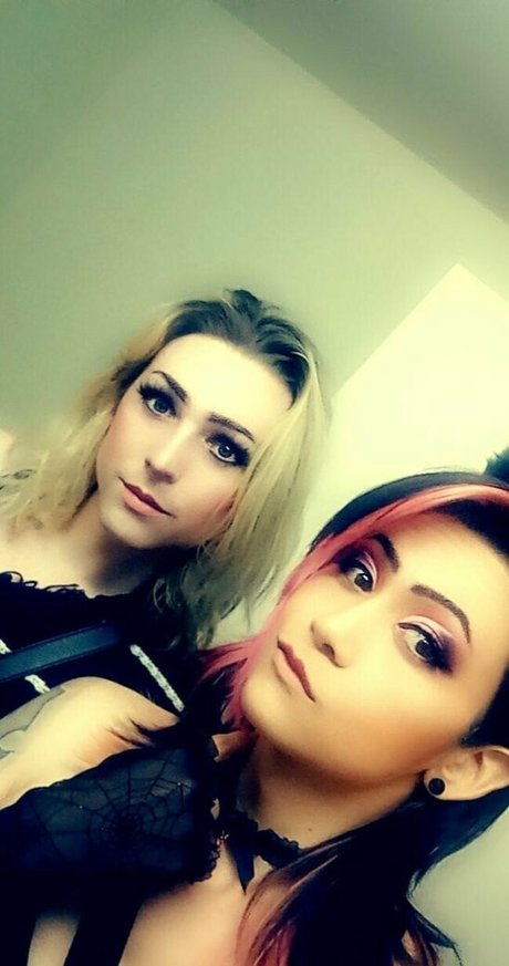 amateur lesbian onlyfans free nude archive