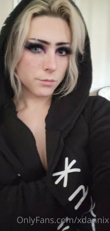 xdannix pornographic star photo
