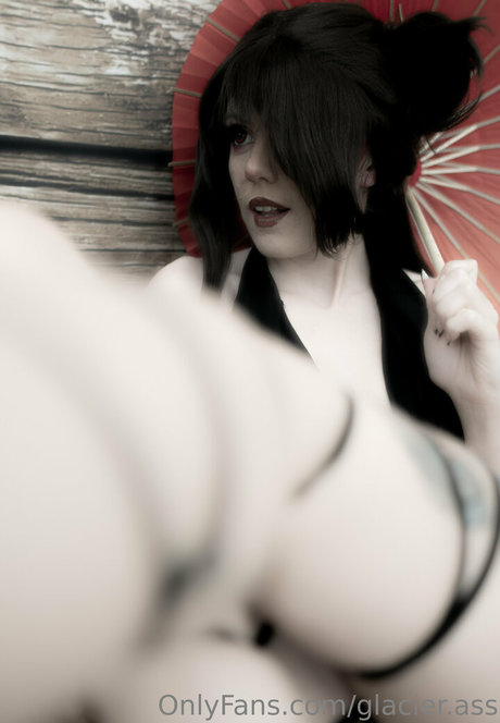 glacier ass nude star photos