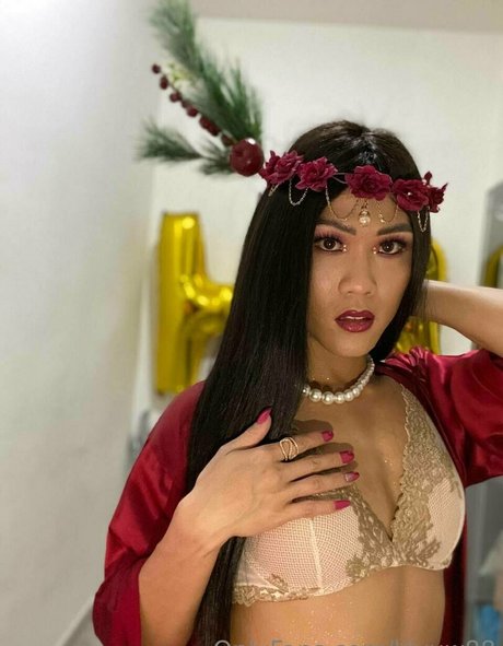 asian american onlyfans naked image