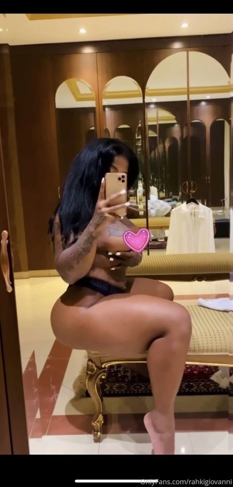 Rahkigiovanni sex model img