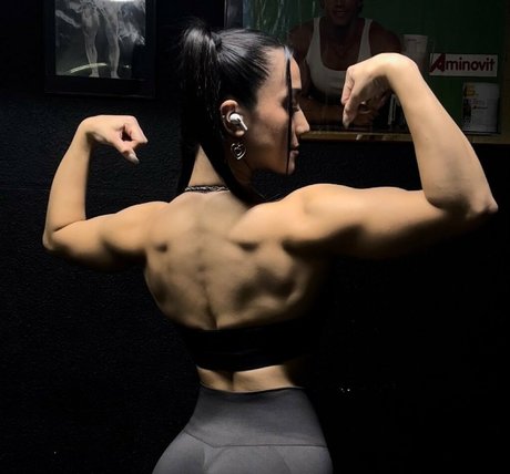 Hale Cabbar model porn galleries