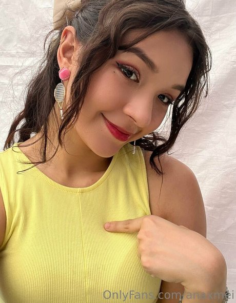 anaxmei nudes model pic