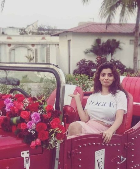 Anveshi Jain pornstar high quality pics