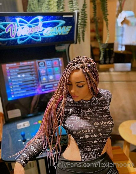 lexiemoonx hot pornstar galleries