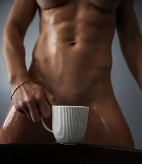 Guznenkova Valeria sex star photo