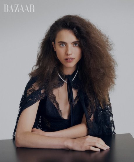 Margaret Qualley sexy star image