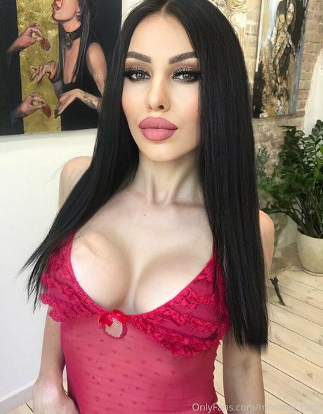 carolmommy nudes actress gallery