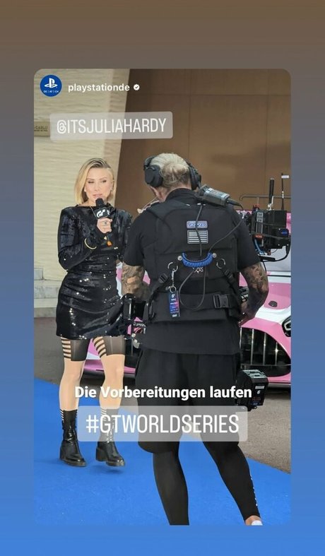 Julia Hardy model hd archive