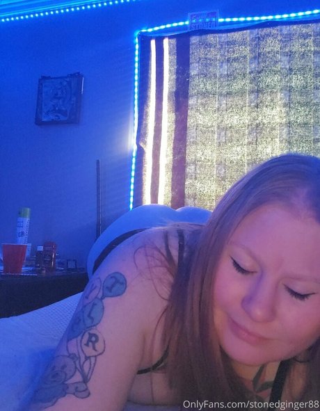 stonedginger88 exclusive actress image