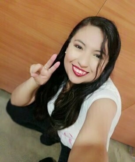 angelb n model erotic picture