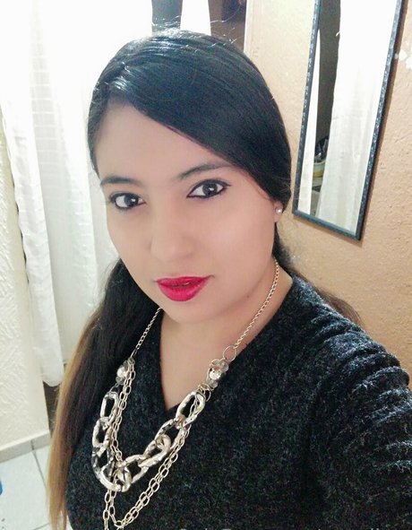 angelb n top actress image