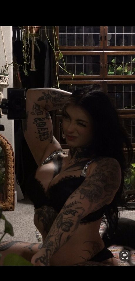 sinnersafina model sex gallery