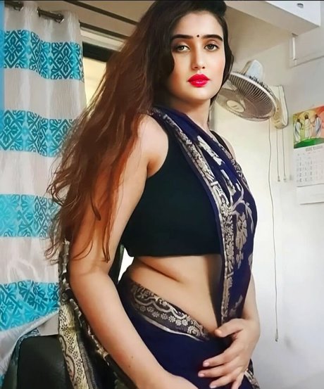 Aniza Hazel xxx model images