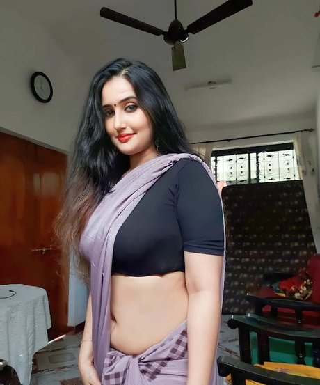 Aniza Hazel pornstar sexy img