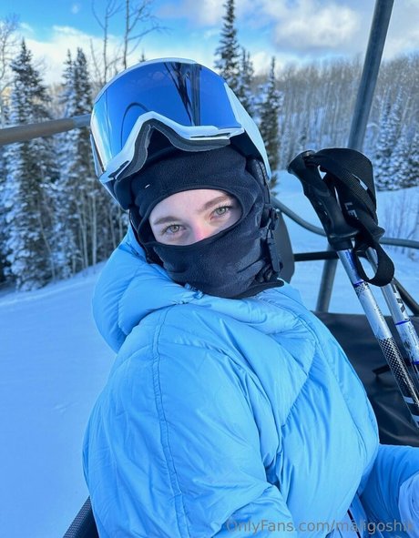 maligoshik beautiful model picture