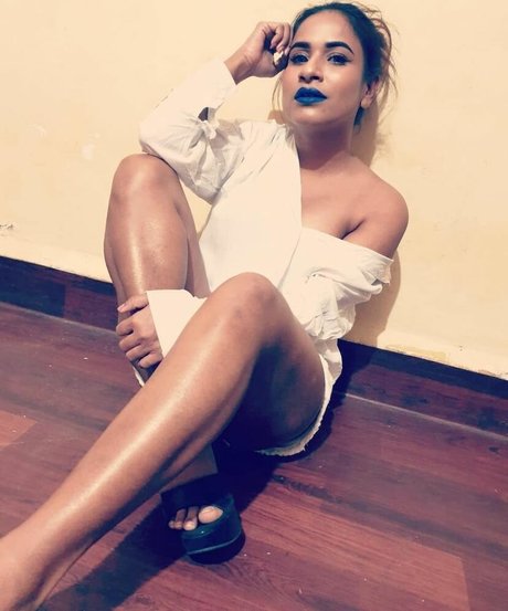 Muskaan Agarwal pretty pornstar img