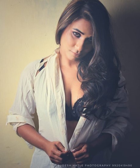 hands onlyfans free sexy pictures