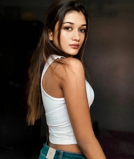 Ridhima Bisht nude star photos