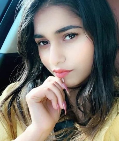 Pratika Sood pornographic model archive