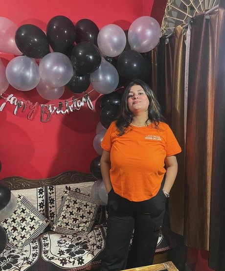 tejaswi pandeyy model high quality archive