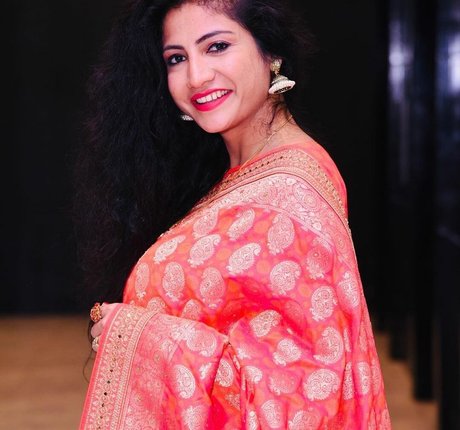 Komal Bhagat nude model gallery