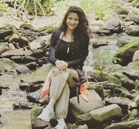 Komal Bhagat beautiful model images