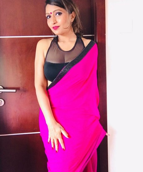 Roma Varadkar model best pictures