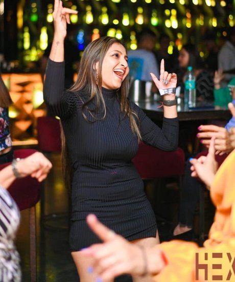 Roma Varadkar pretty actress img