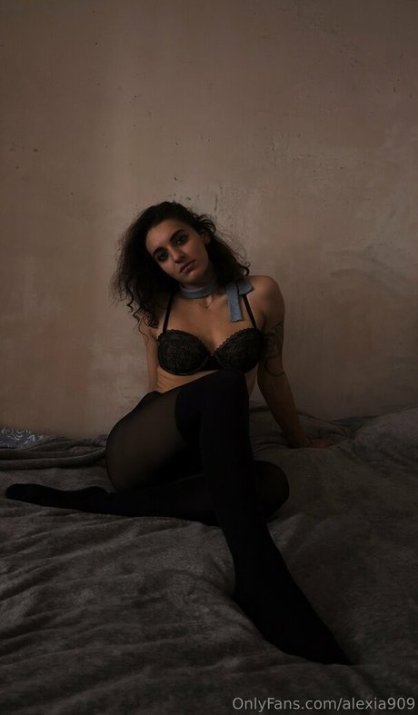 dominia noir model hd galleries