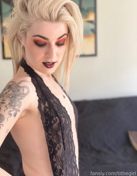 tithegirl exclusive star photos
